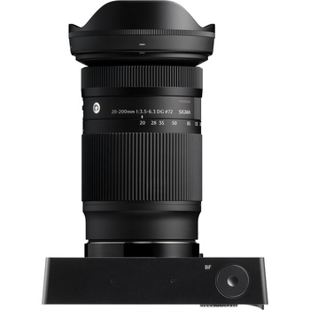 Sigma 18-200mm f/3.5-6.3 DC macro lens mounted on a black focus rail base.