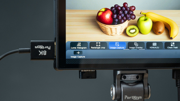 Screenshot of 8K capture software displaying a still life image of fresh fruit in a wicker basket.