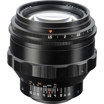 TTArtisan 75mm f/1.5 Swirly Bokeh