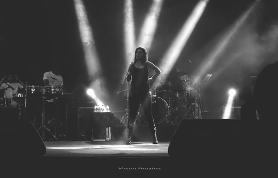 Image "Sunidhi Chauhan" by Prasanna Dhanasekaran