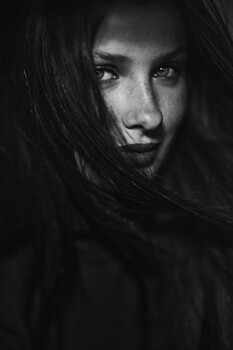 Image "Nika" by Max Klein