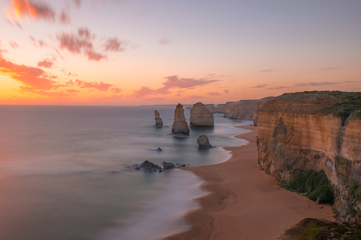 Image "12 Apostles, Victoria" by Manuel Oliver