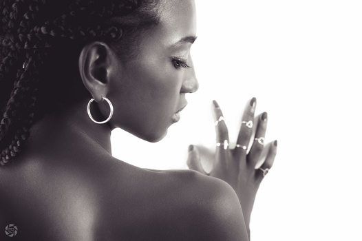 Image "Beautiful E." by Tsiky Sikonina