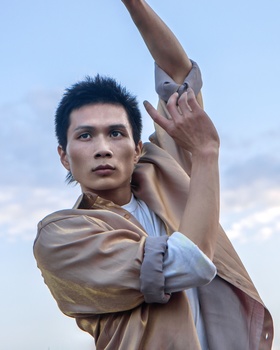 Image "Rooftop Dancer" by Oleh Sikur