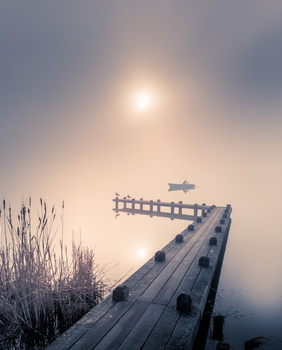 Image "Foggy Lake" by Remco Piet