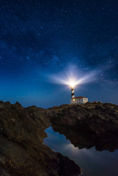 Image "Favàritx lighthouse and the milky way | Menorca - Spain" by Nico Trinkhaus