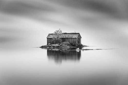 Image "Shed in the lake" by Semm W