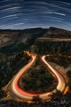 Image "Motion above and below" by Bartu Ahiska