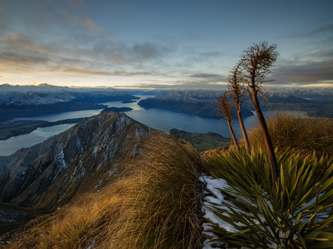 Three Crooked Kings by Russell Hunter
