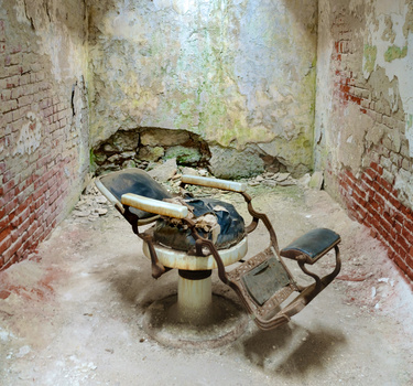 Image "Hair cut in solitary confinement" by Mark Riedy
