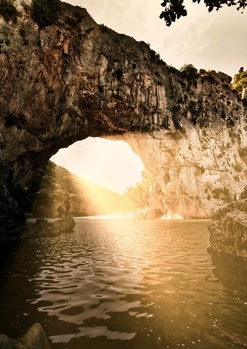 Image "natural Arch at sunrise" by david huguet