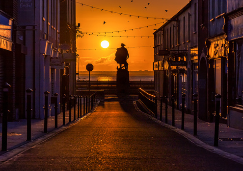 Image "Stand Resolute" by Daniel Morris