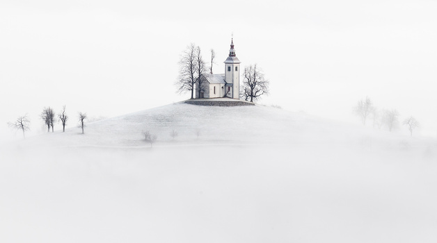 View Whiteout by Piotr Skrzypiec