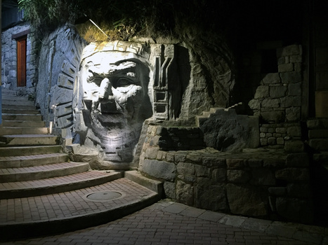 Image "Monument to the past" by Giuseppe Di Caro