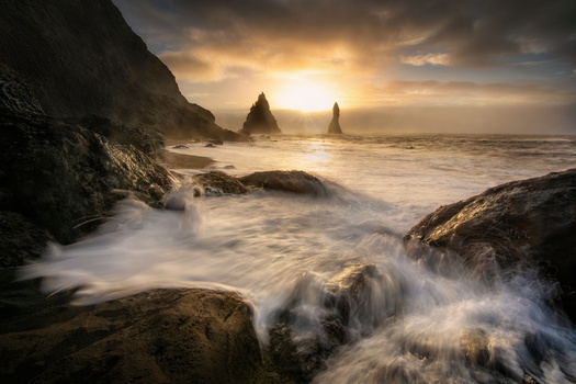 reynisfjara beach by Paulian Prajitura