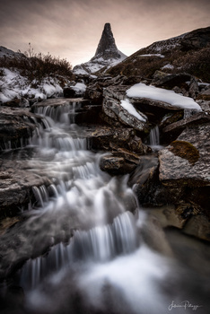 Image "Water Steps" by Fabrice Petruzzi