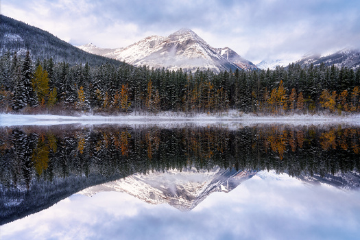 Rocky Montains Kananaskis by Ignacio Municio