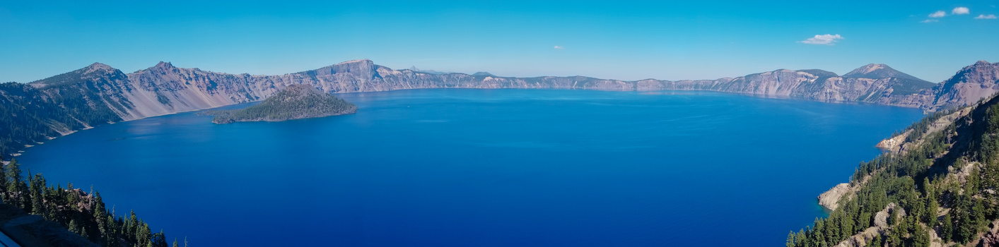 Image "Crater lake" by Sean Hillis