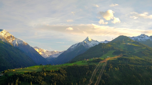Image "austria, kaprun" by Martin Horecky