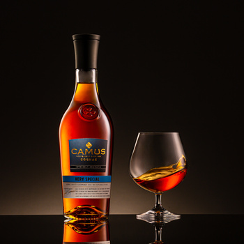 Image "Just a cognac swirl" by Thierry KUBA