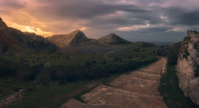 Image "Down to Enol" by Manu García