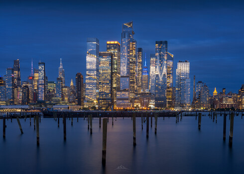 Image "Azure Metropolis" by Hugo Valle
