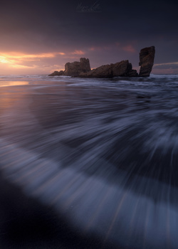 Image "Bayas Movement" by Hugo Valle