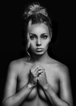 Image "Chelsea" by Sarah Lazenbee