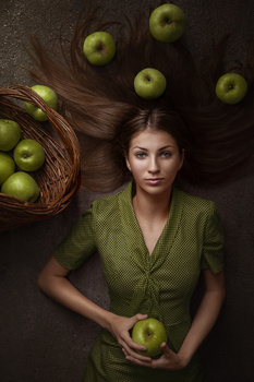 Image "Green Apples" by Teodora Dimitrova