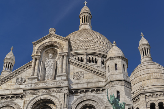 Image "Basilica Sacré-Coeur’s main facade" by David Henry