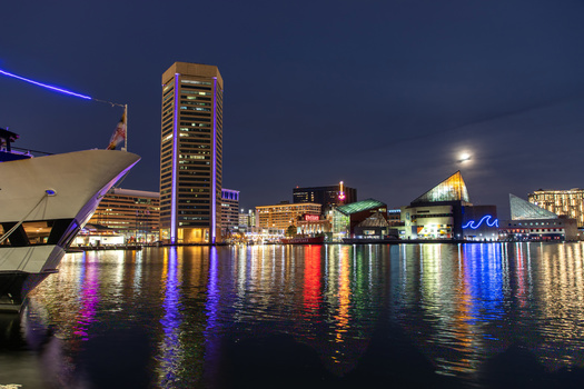 Image "Aquarium Moonrise" by Timothy Phelan