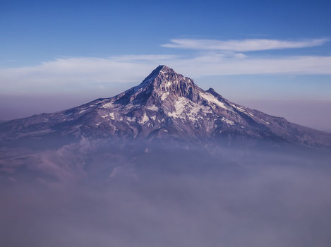 Image "Mt Hood piercing the smoke" by Kevin Morefield