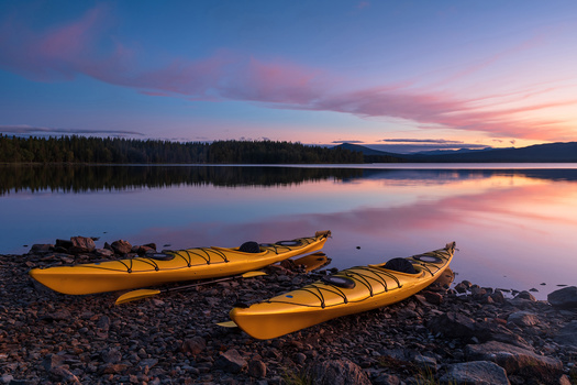 Image "Kayaks at dusk" by Sander van der Werf