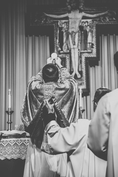 Image "Tridentine Mass Consecration" by Patrick Barry