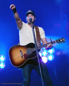 Image "Luke Bryan" by Stephen Gibson