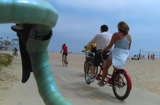 Image "biking at the beach" by Andreas Hirsch