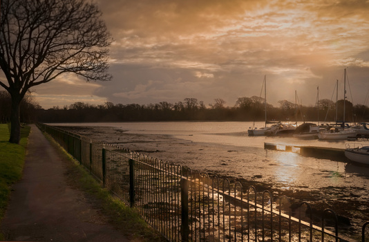 Image "SUNDOWN OVER THE CREEK" by PEDRO Hayward