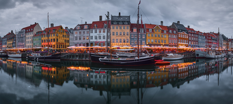 Nyhavn panorama by Aleksander Savin