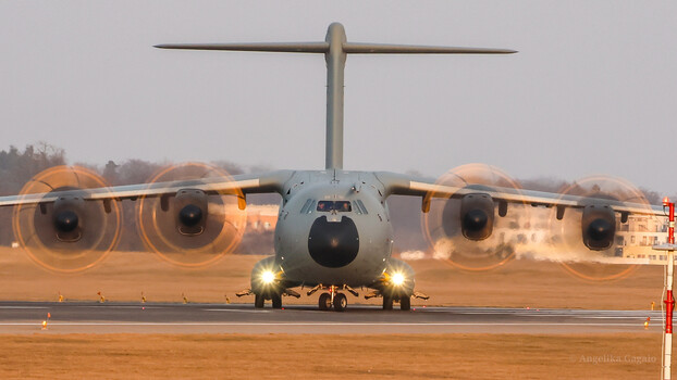 Image "Luftwaffe (German Air Force) Airbus A400" by Angelika Gagalo