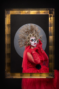 Image "Bonita - La Reina del Día de los Muertos" by Claudiu Novac
