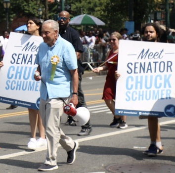 Image "Meet Senator Schumer" by Brad Mc Innis