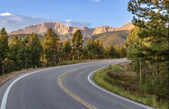 Image "Pikes Peak Sunrise" by Ron Graham-Becker