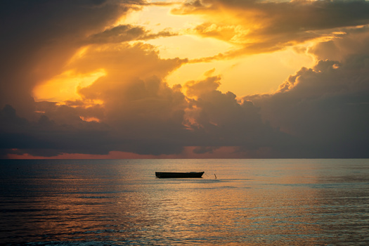 Image "Minimalist landscape" by Massimiliano Costantini