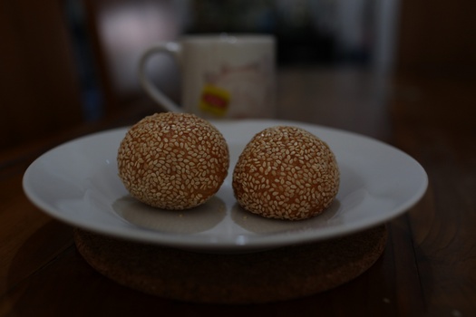 Image "Onde-Onde" by Fransiskus Boli Wawin