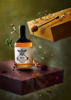 Image "‘ERIKA- Honey gin' (non-commercial project)" by Wesley Dombrecht