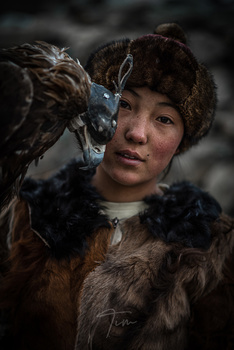Image "Young Eagle Huntress" by Temuulen Baigalmaa