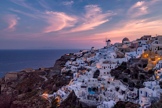 Image "Colors of Santorini || Oia, Greece" by Aneesh Kothari