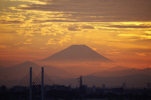 Image "Mt. Fuji at Sunset" by Kaz Empson