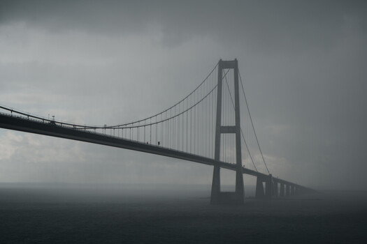 Image "Öresund Bridge" by Behnam Sadeghzadeh
