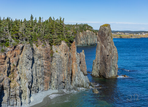 Image "Skerwink Trail, NL" by Rod Pike